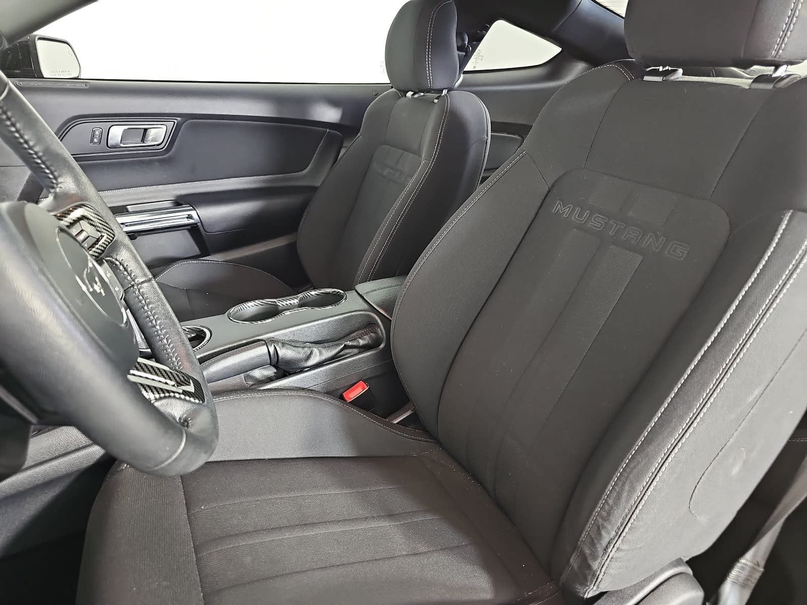2021 Ford Mustang EcoBoost