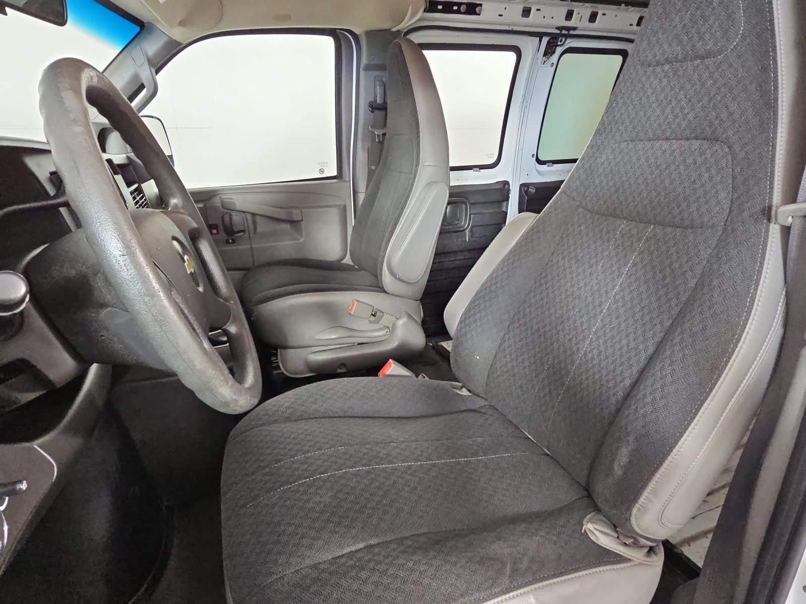 2019 Chevrolet Express 2500 Work Van Cargo
