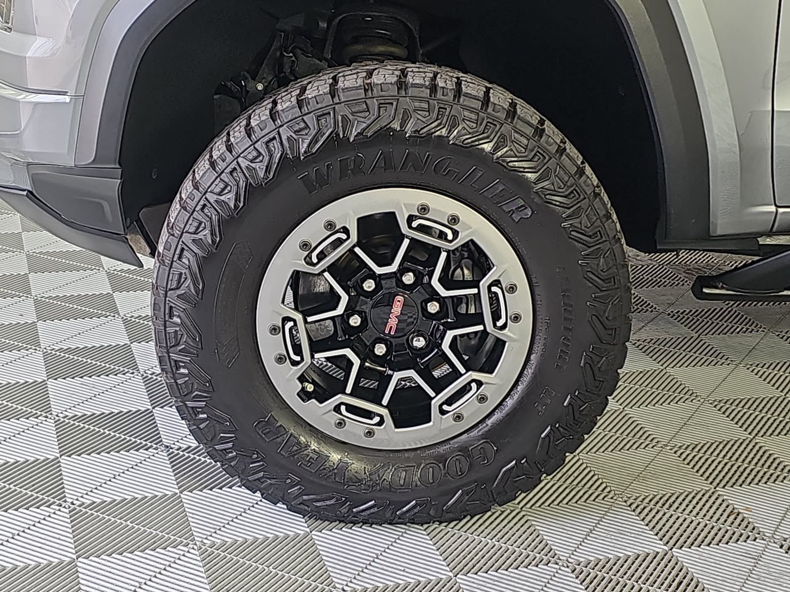 2023 GMC Canyon AT4X