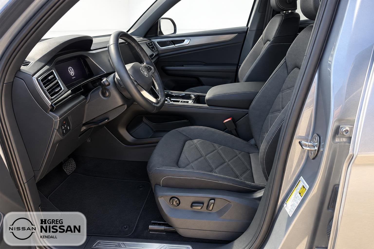 2026 Volkswagen Atlas Cross Sport SE w/Technology