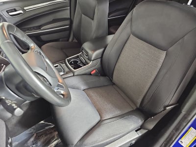 2021 Chrysler 300 Touring