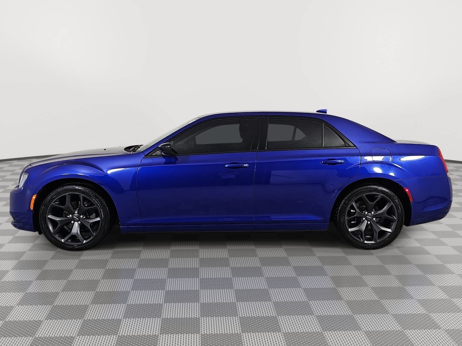 2021 Chrysler 300 Touring
