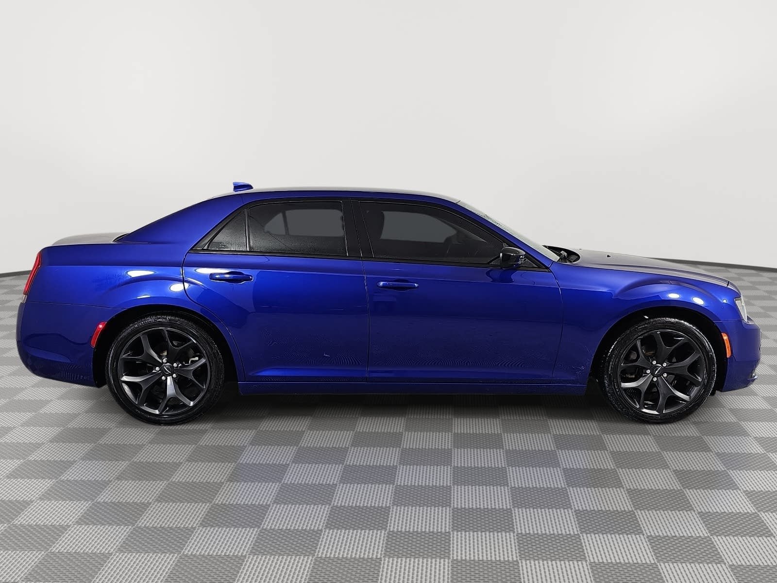 2021 Chrysler 300 Touring