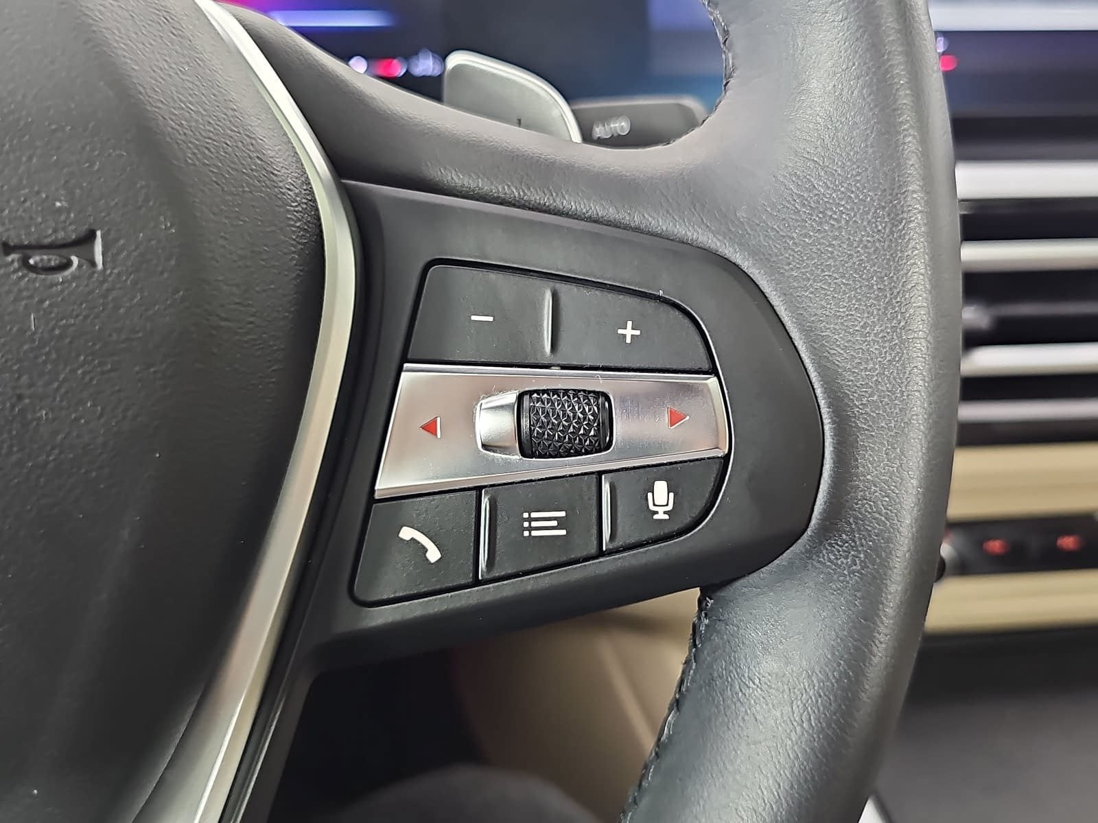 2024 BMW 3 Series 330i