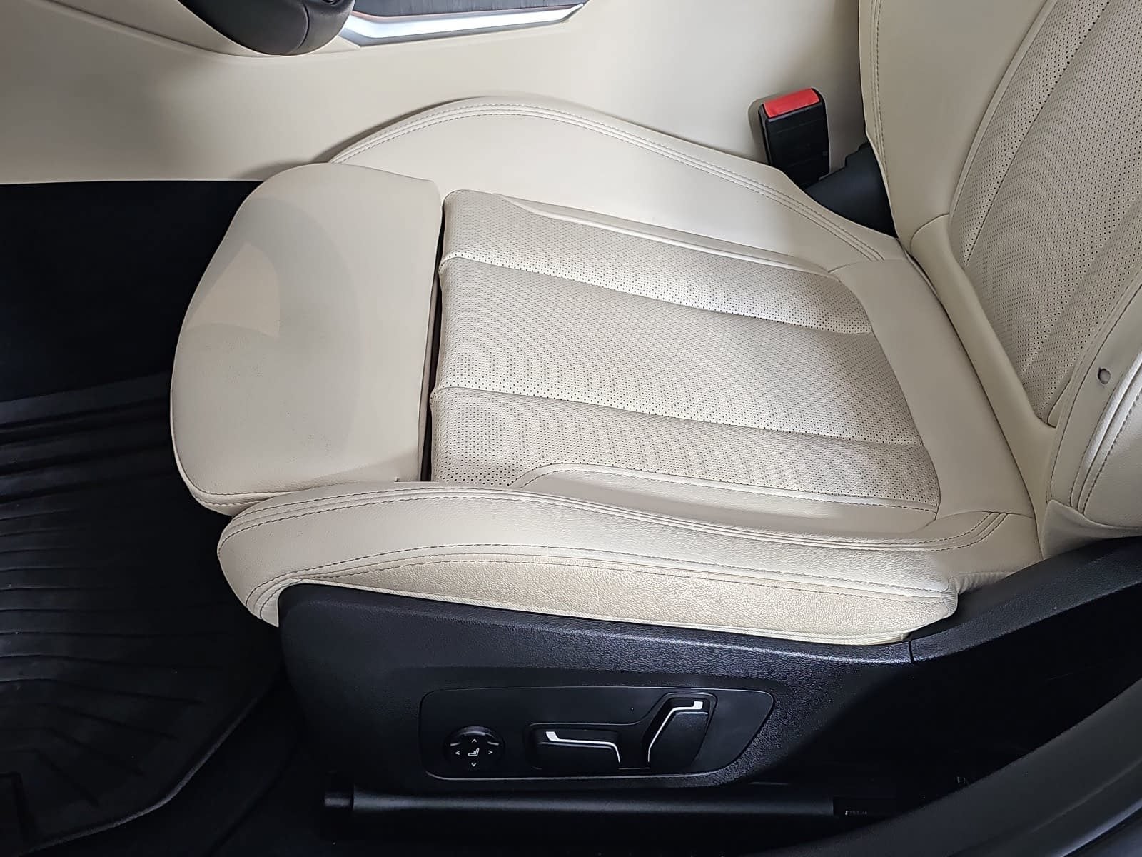 2024 BMW 3 Series 330i