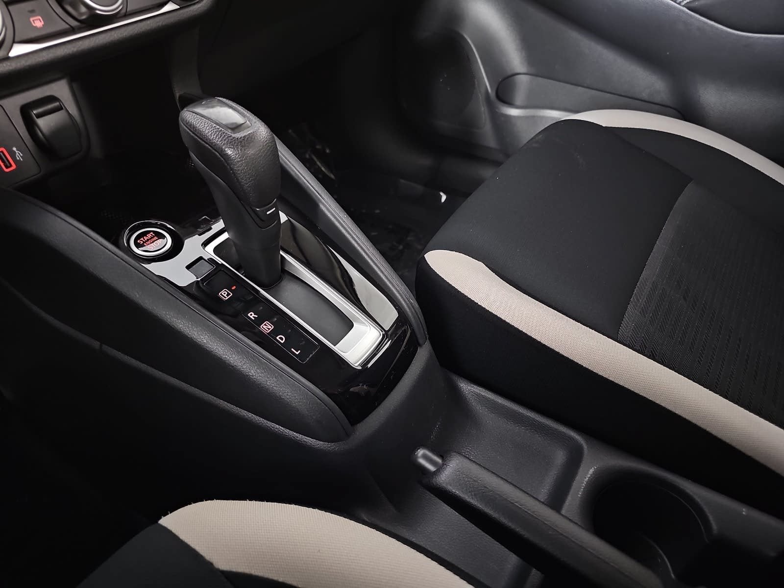 2022 Nissan Versa 1.6 SV