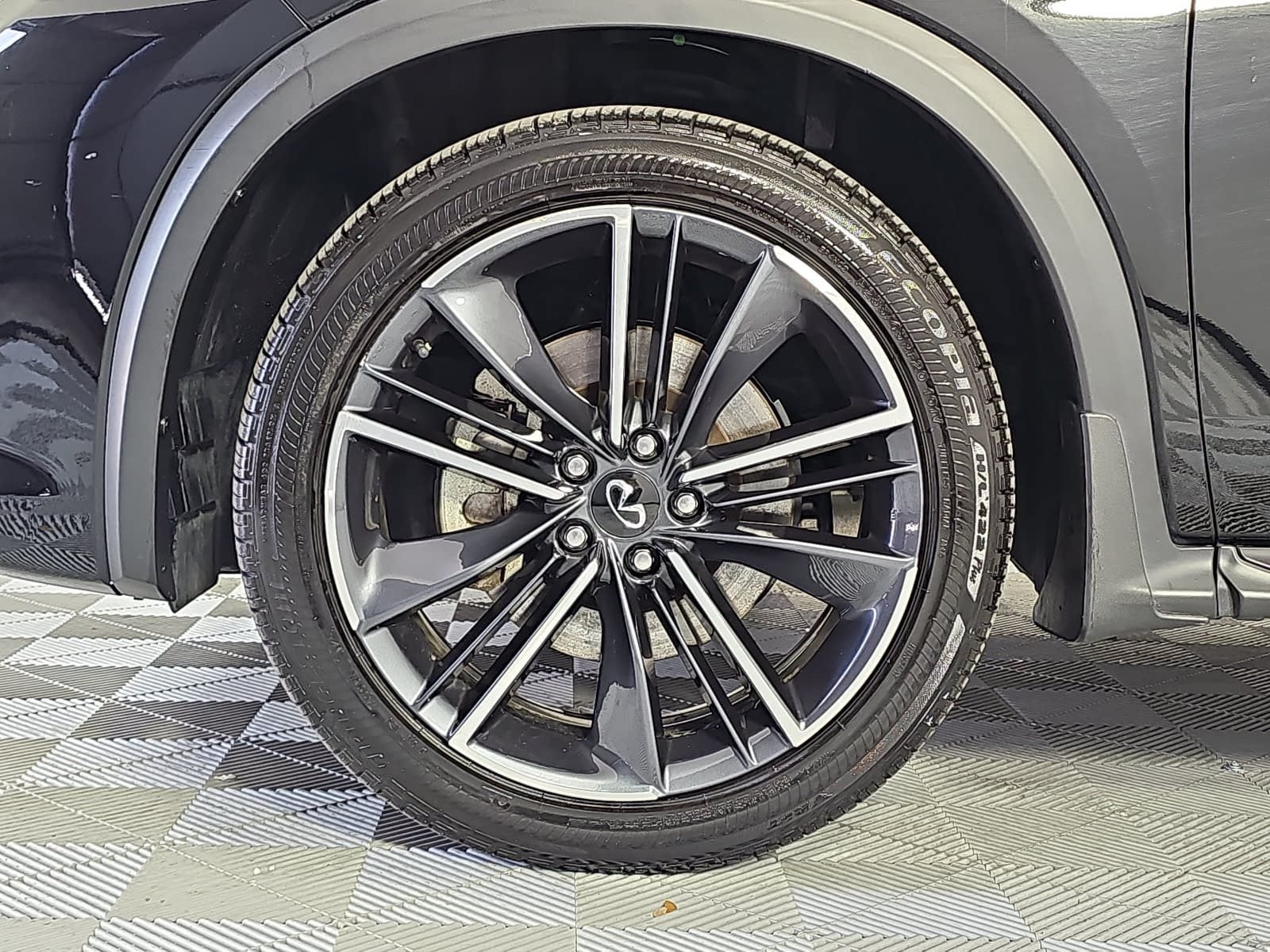 2023 INFINITI QX55 LUXE