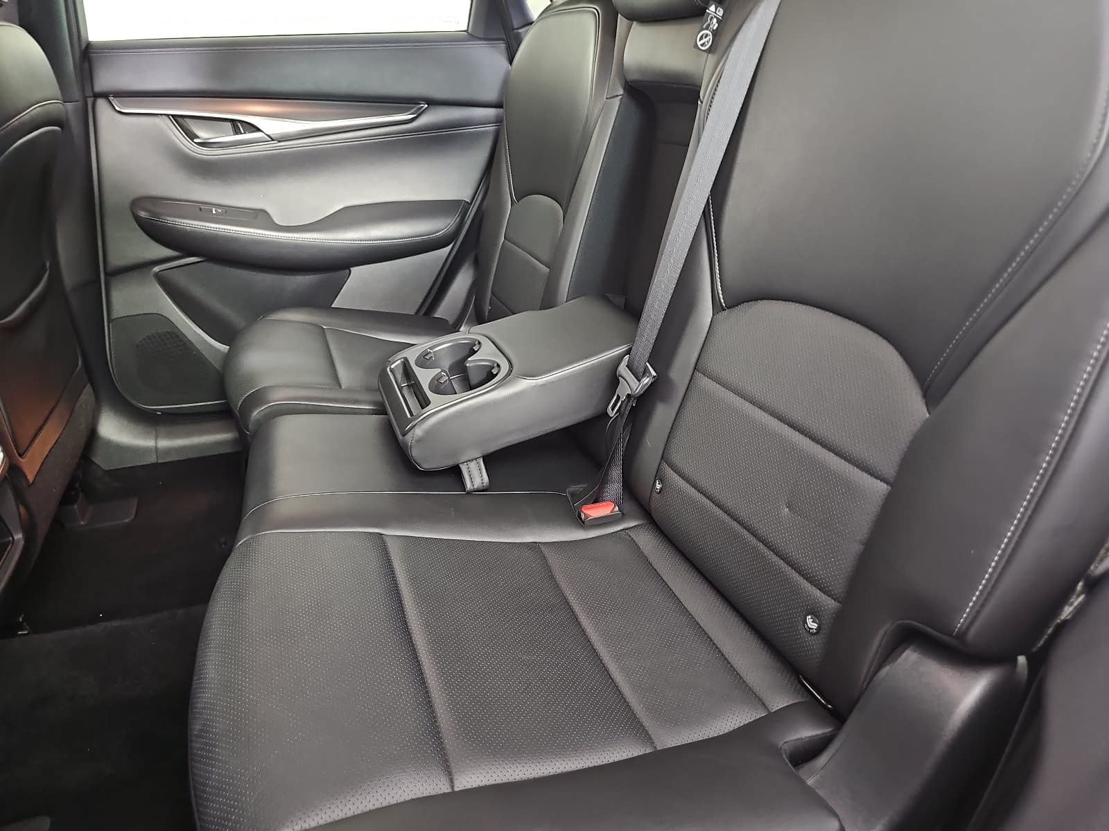 2023 INFINITI QX55 LUXE