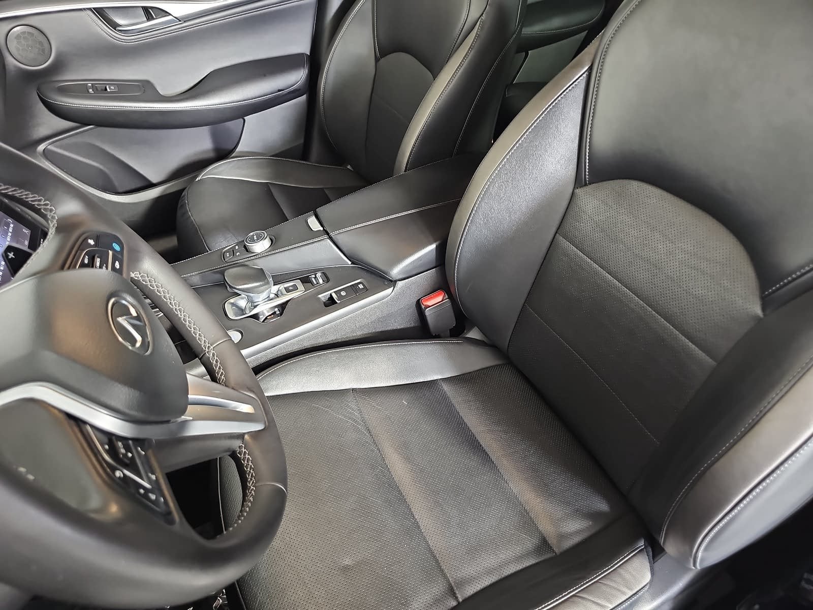 2023 INFINITI QX55 LUXE