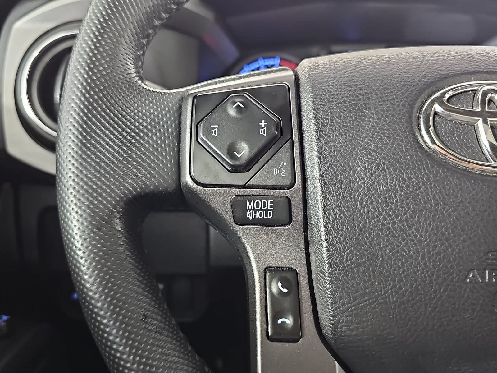 2022 Toyota Tacoma TRD Sport V6