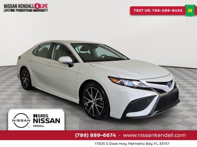 2023 Toyota Camry Hybrid SE