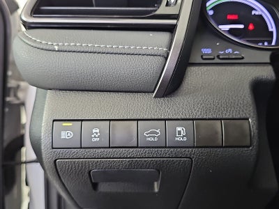 2023 Toyota Camry Hybrid SE