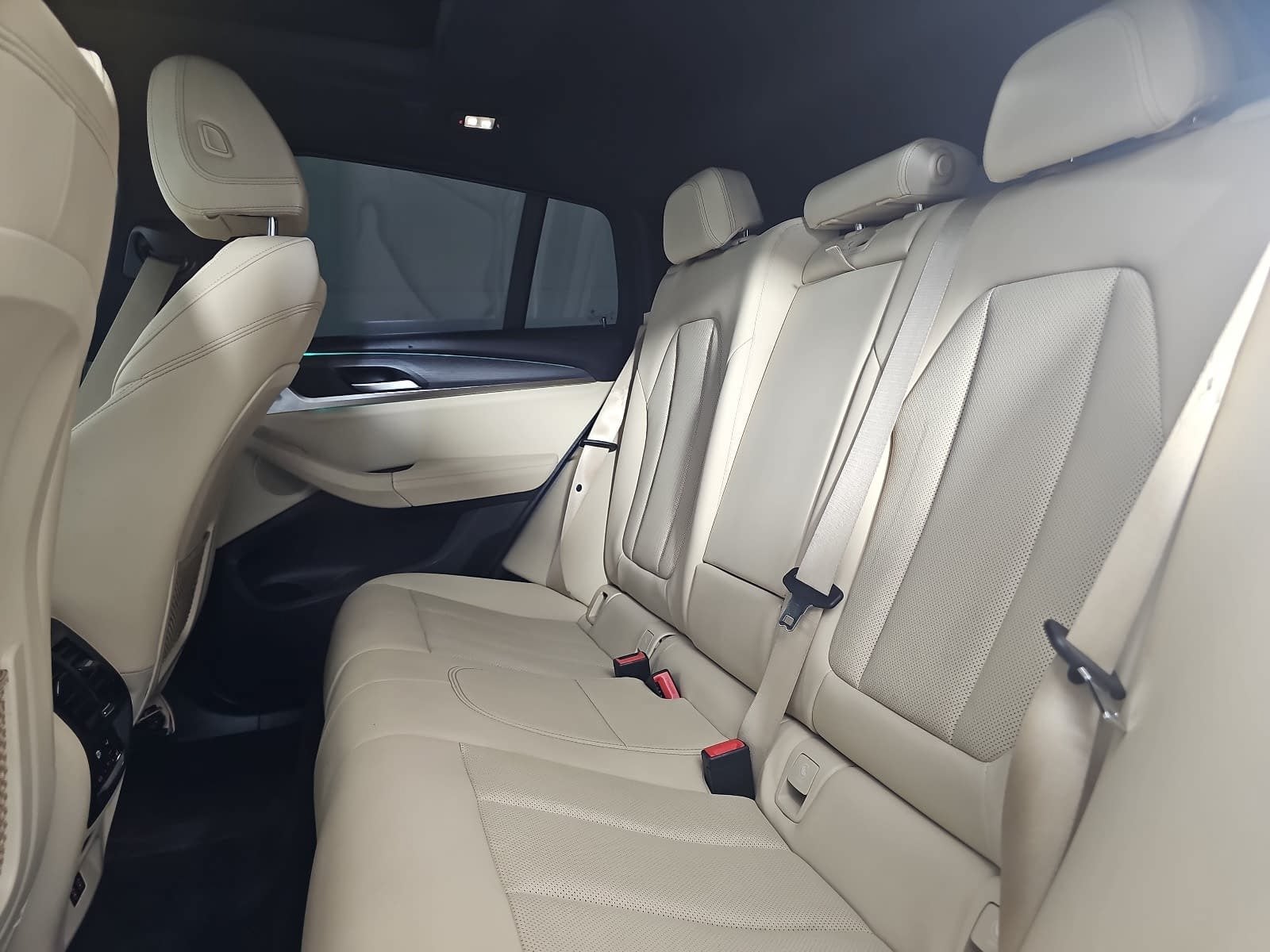 2022 BMW X4 xDrive30i
