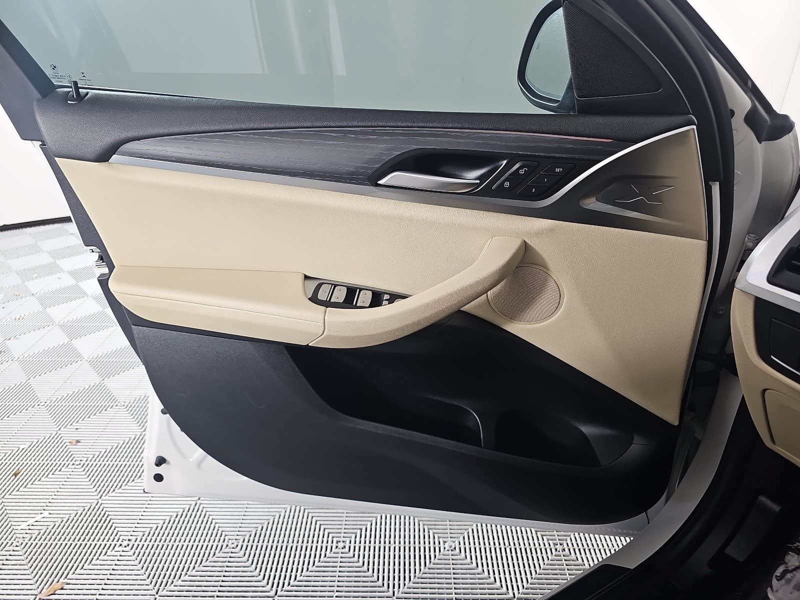 2022 BMW X4 xDrive30i