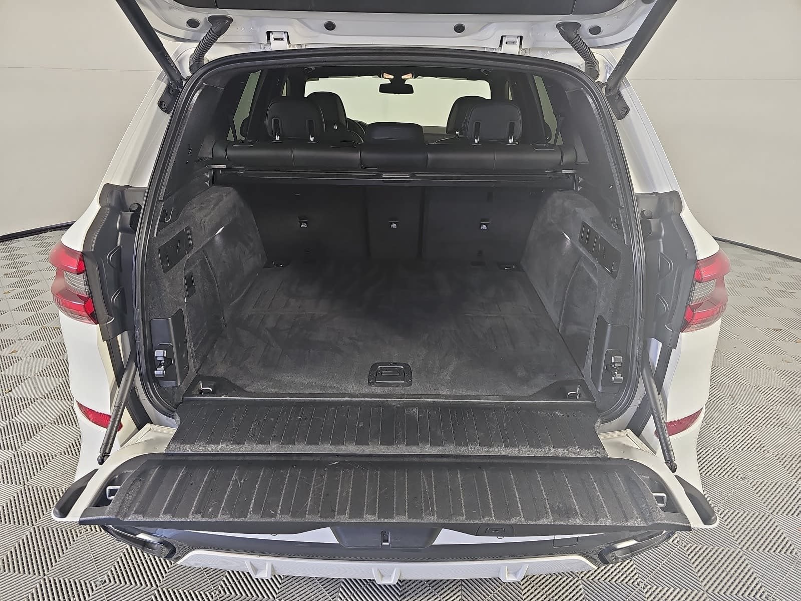 2022 BMW X5 sDrive40i M Sport