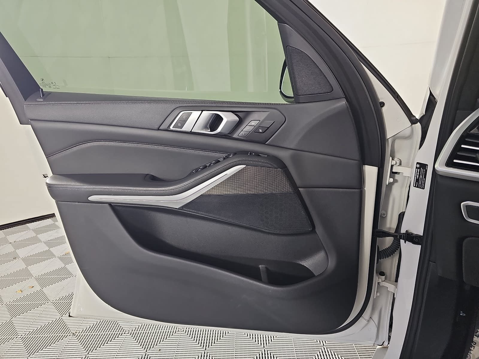 2022 BMW X5 sDrive40i M Sport