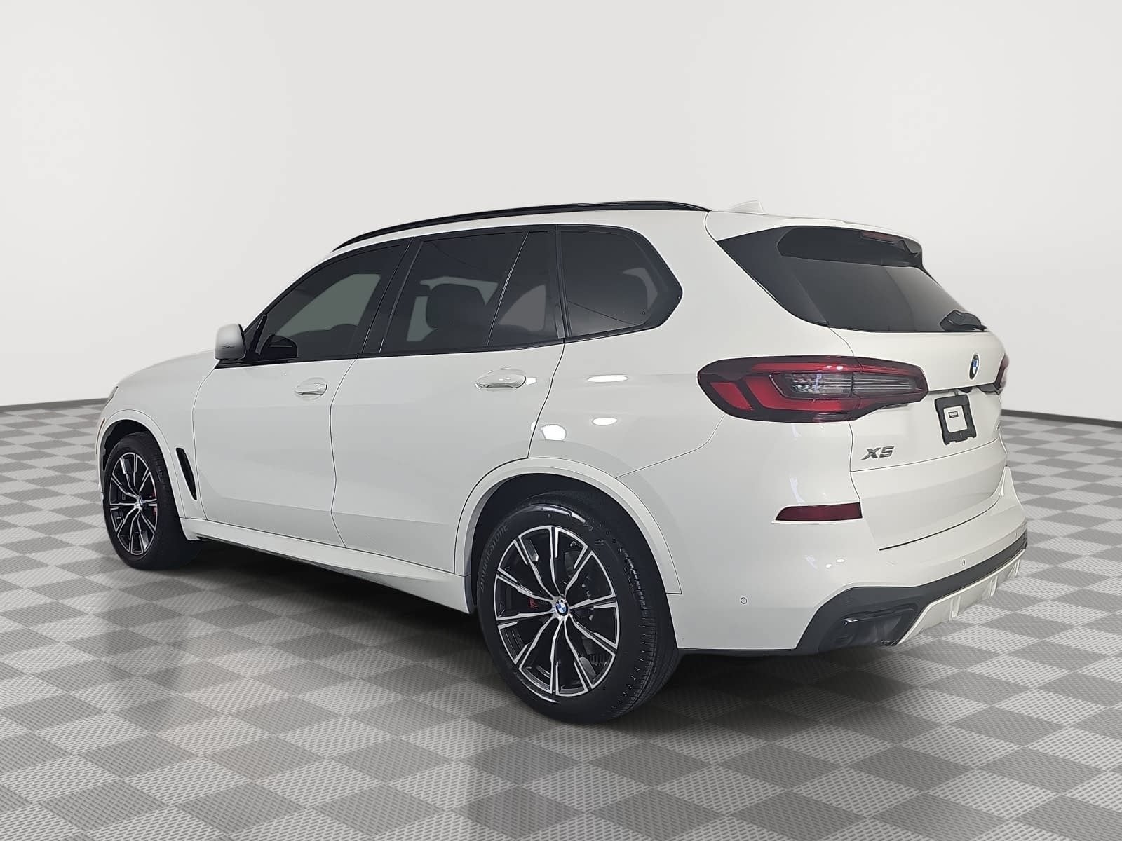 2022 BMW X5 sDrive40i M Sport