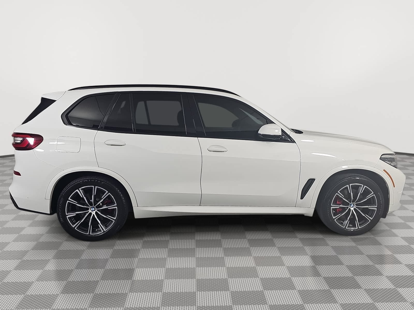 2022 BMW X5 sDrive40i M Sport