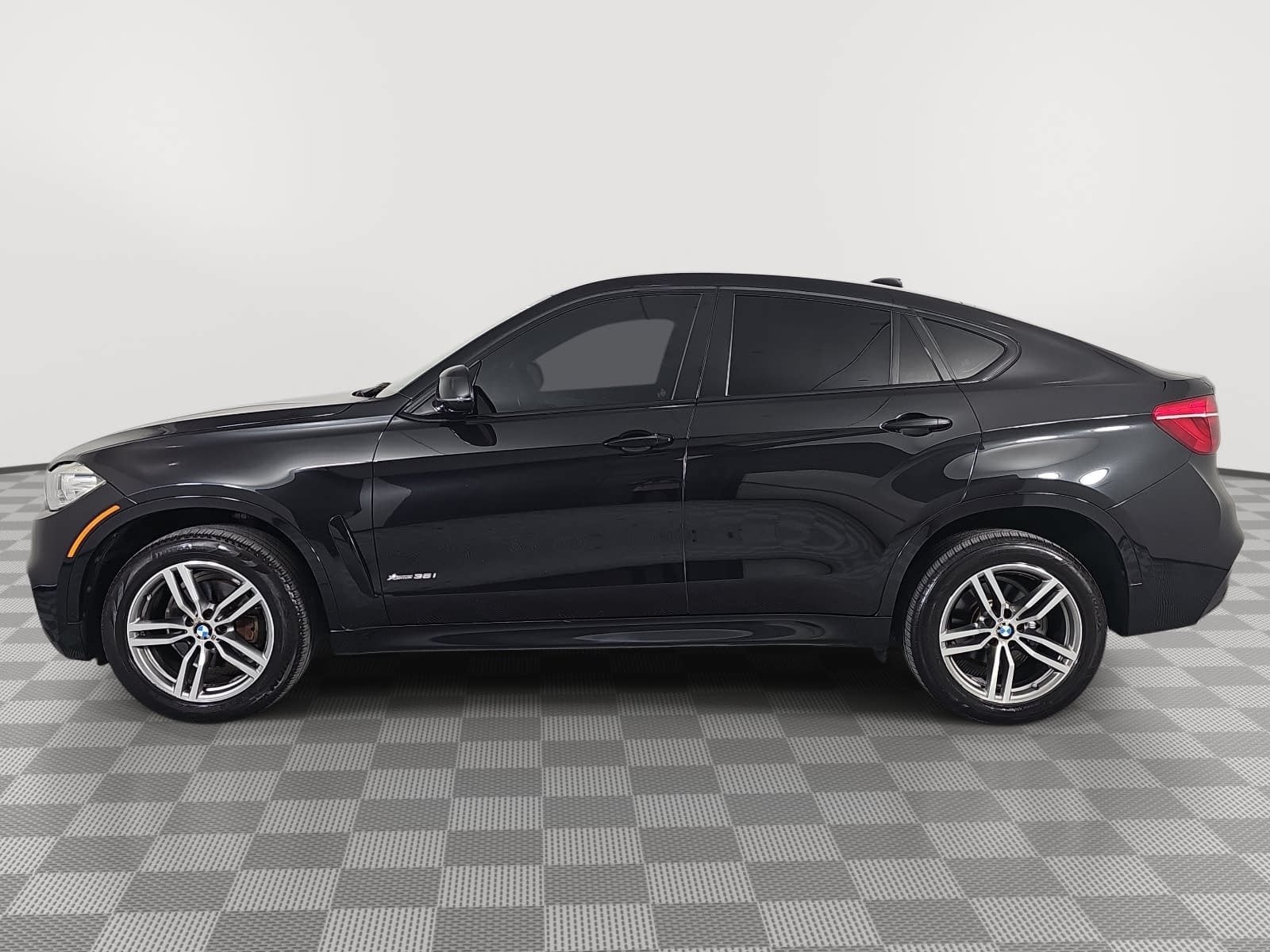 2018 BMW X6 xDrive35i