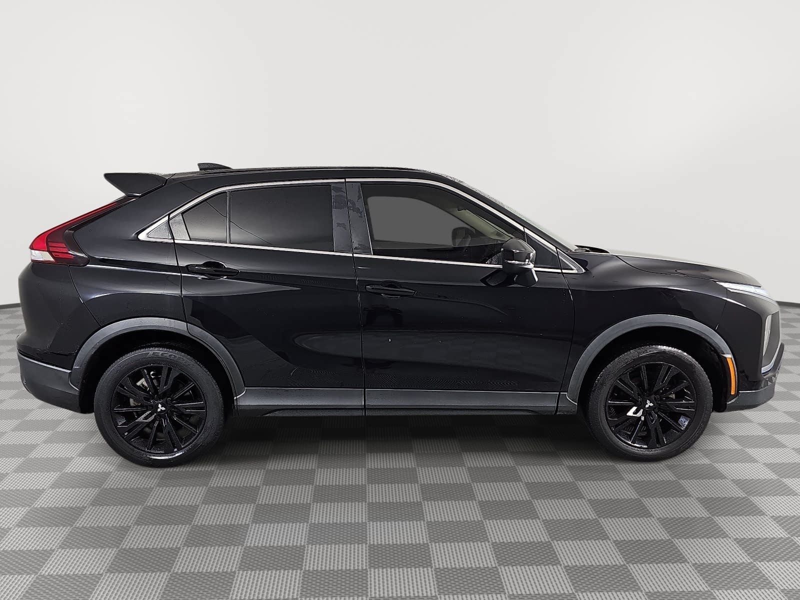 2023 Mitsubishi Eclipse Cross LE