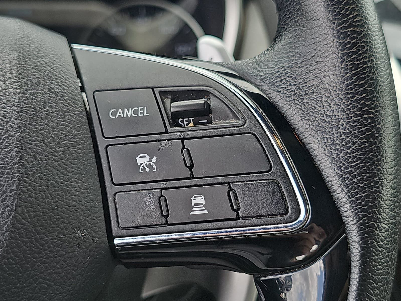 2024 Mitsubishi Eclipse Cross SEL