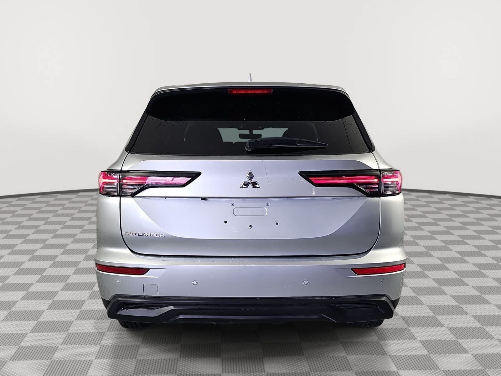 2025 Mitsubishi Outlander ES