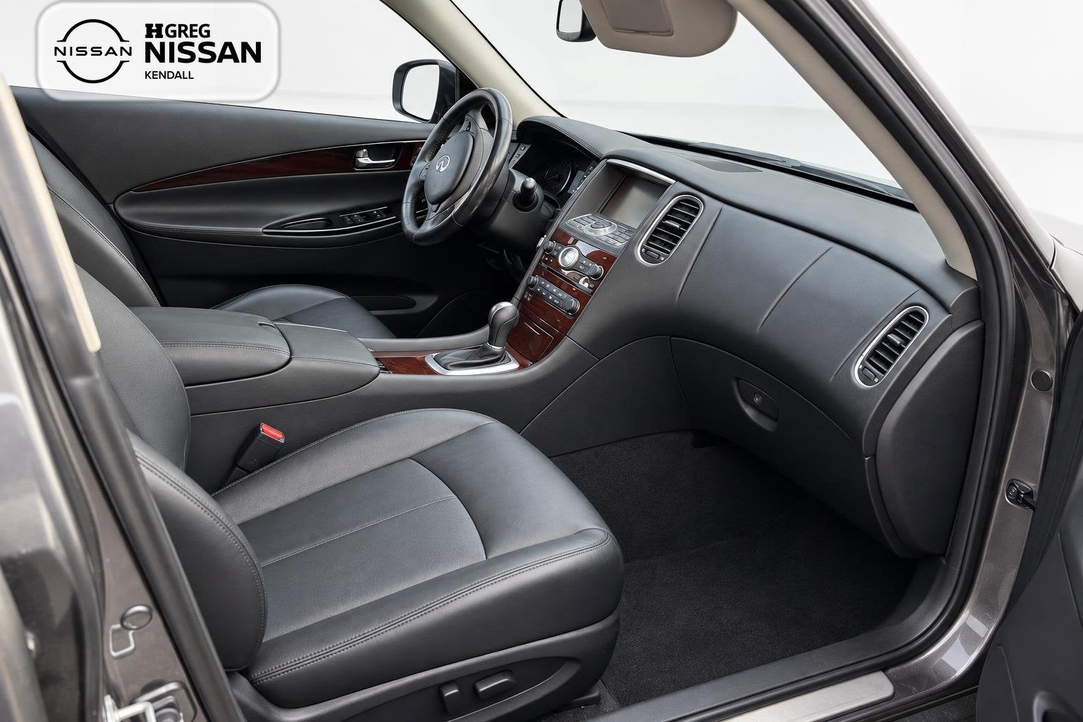 2016 INFINITI QX50 Base