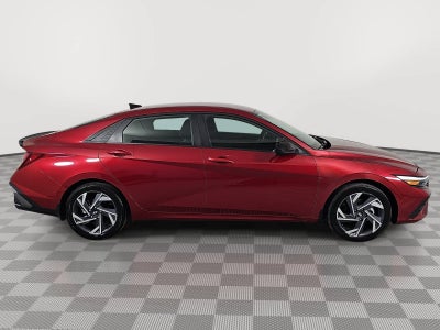 2025 Hyundai Elantra SEL Sport