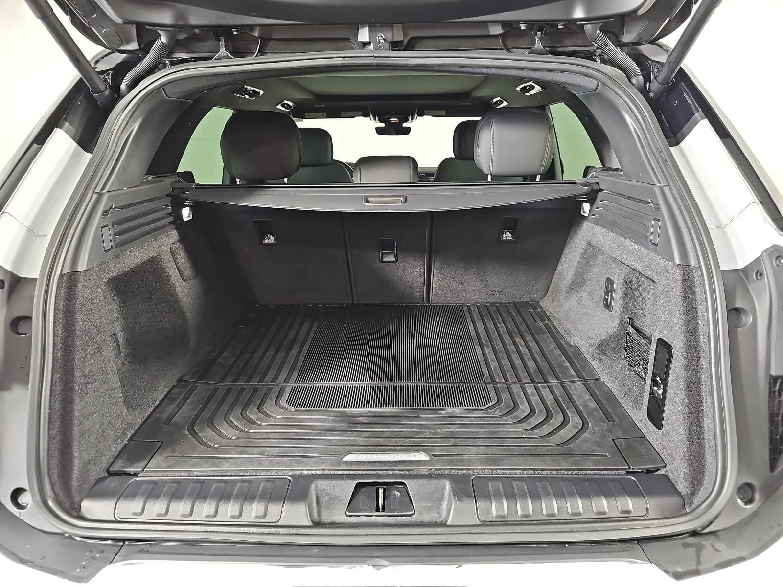 2024 Land Rover Range Rover Sport SE