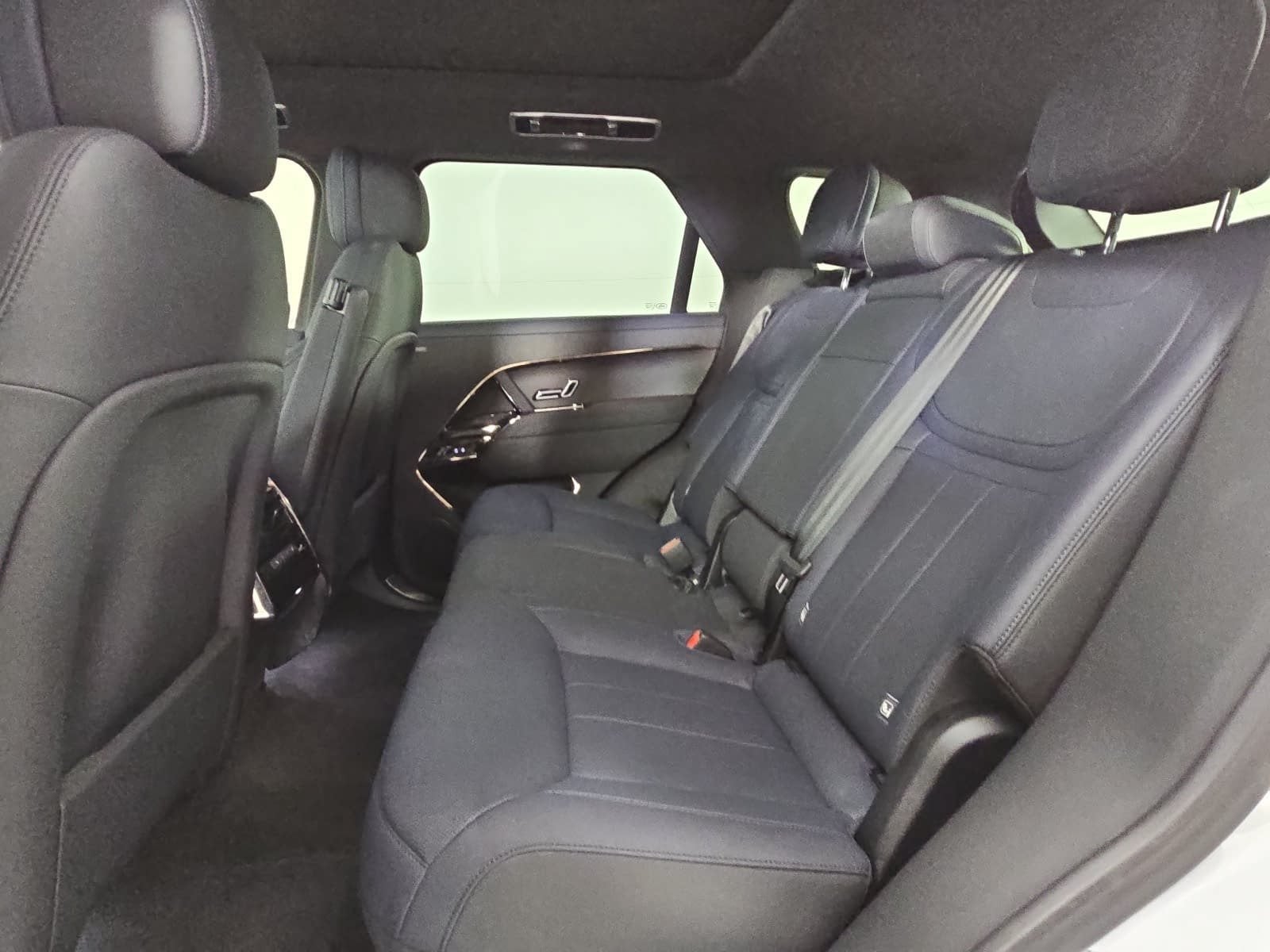 2024 Land Rover Range Rover Sport SE