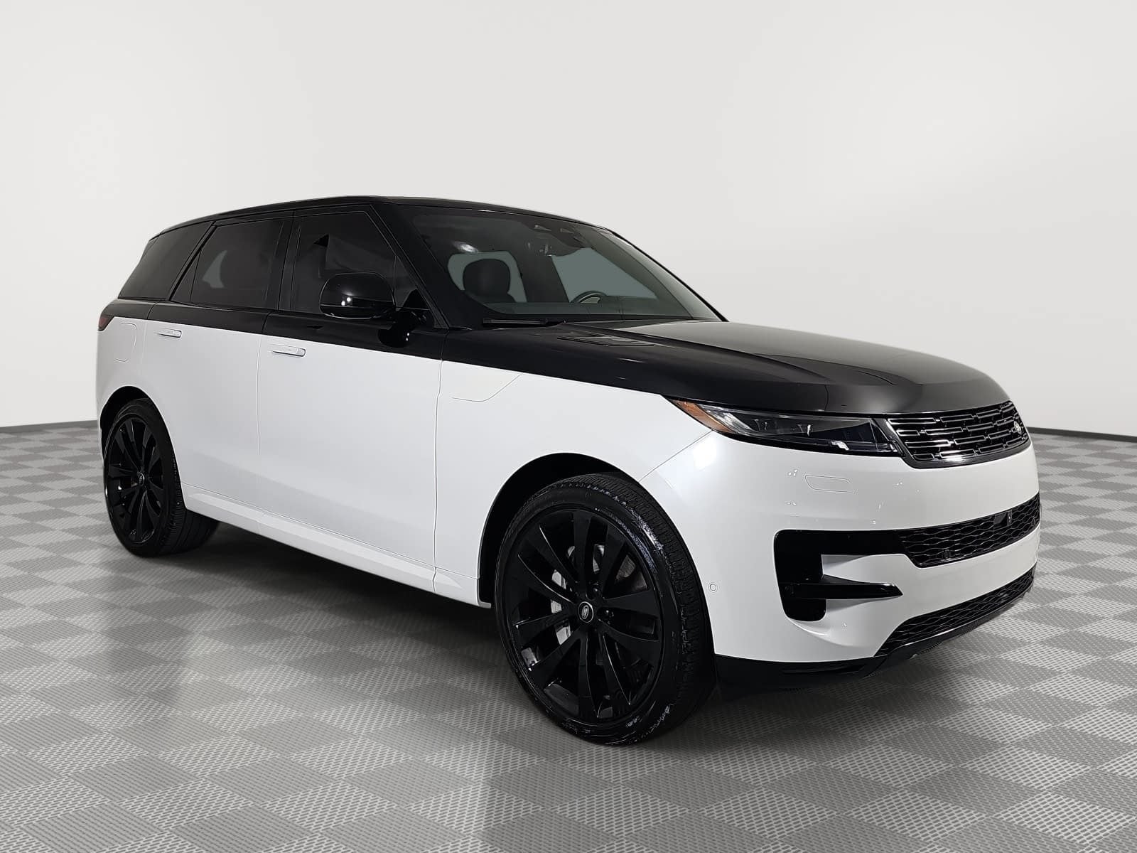 2024 Land Rover Range Rover Sport SE