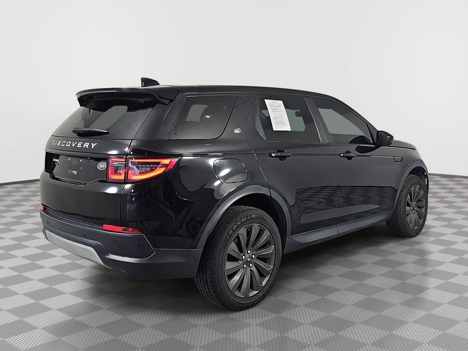2020 Land Rover Discovery Sport SE
