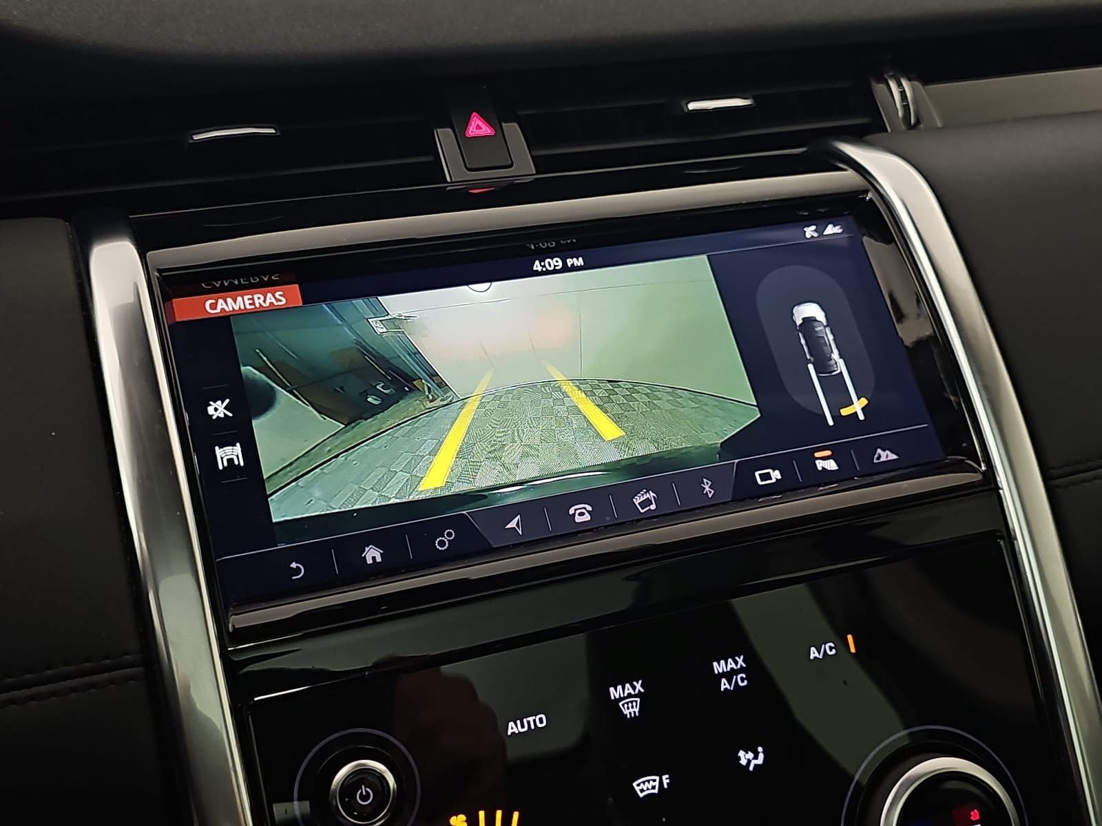 2020 Land Rover Discovery Sport SE