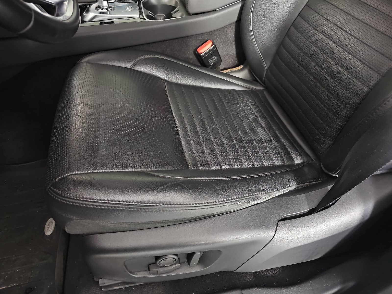 2020 Land Rover Discovery Sport SE