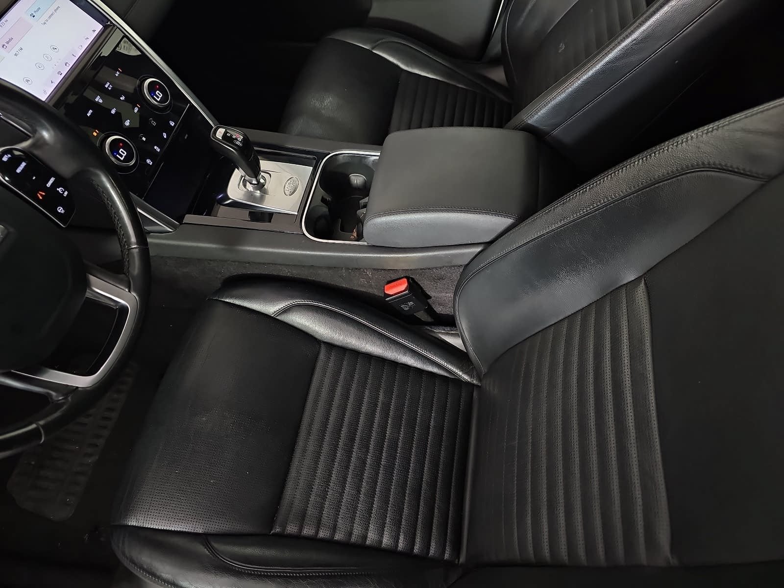 2020 Land Rover Discovery Sport SE