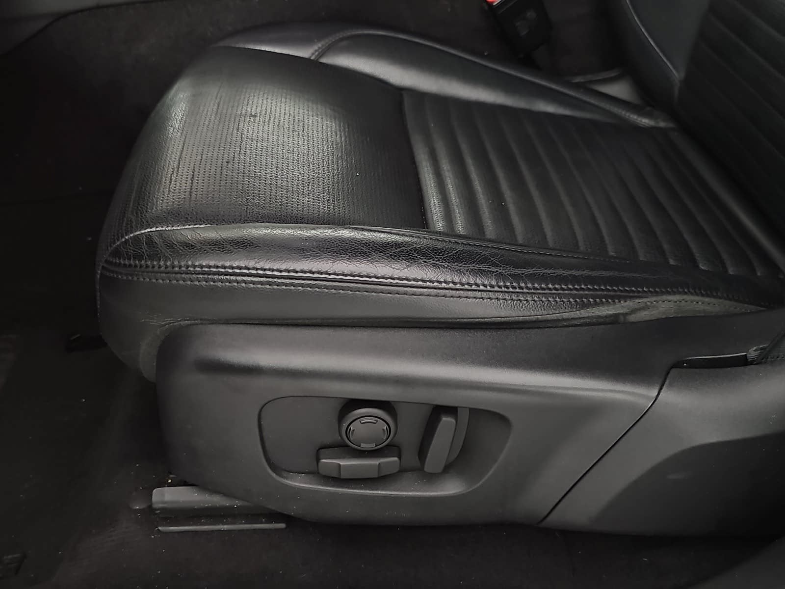 2020 Land Rover Discovery Sport SE