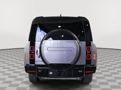 2023 Land Rover Defender 130 X-Dynamic SE