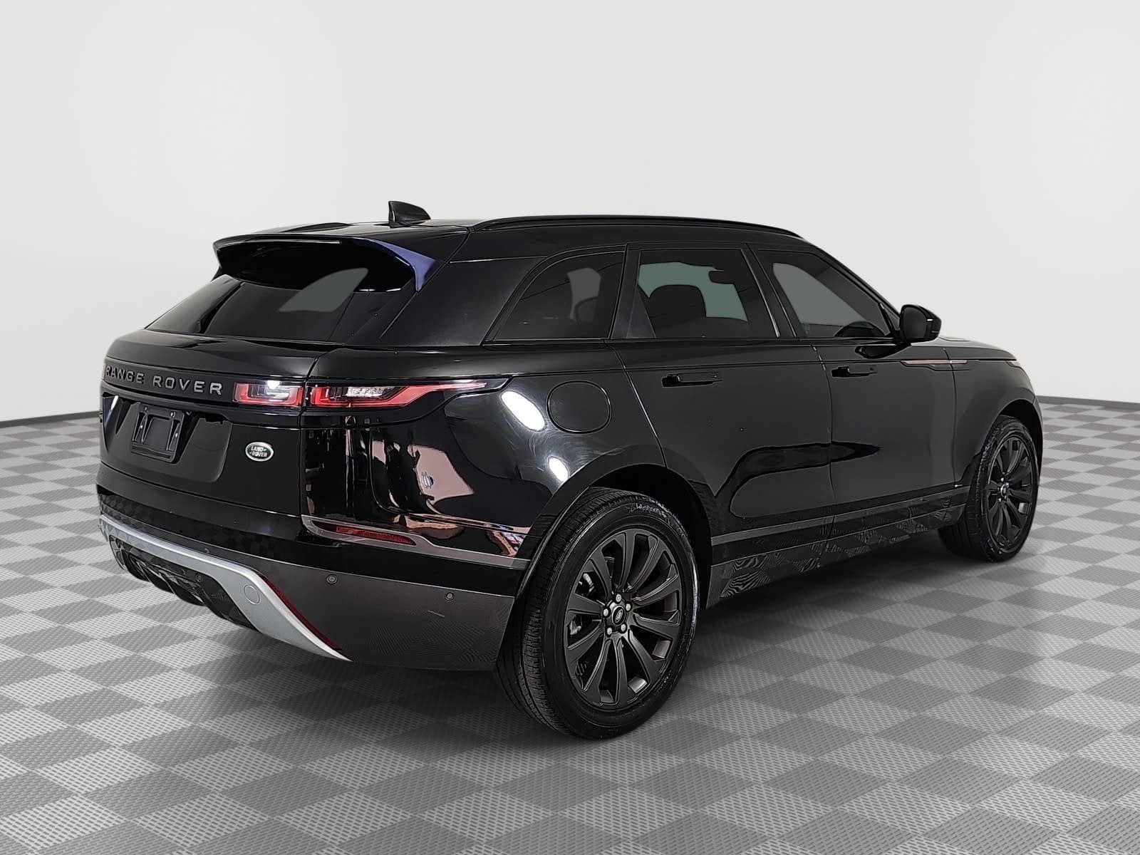 2018 Land Rover Range Rover Velar SE R-Dynamic