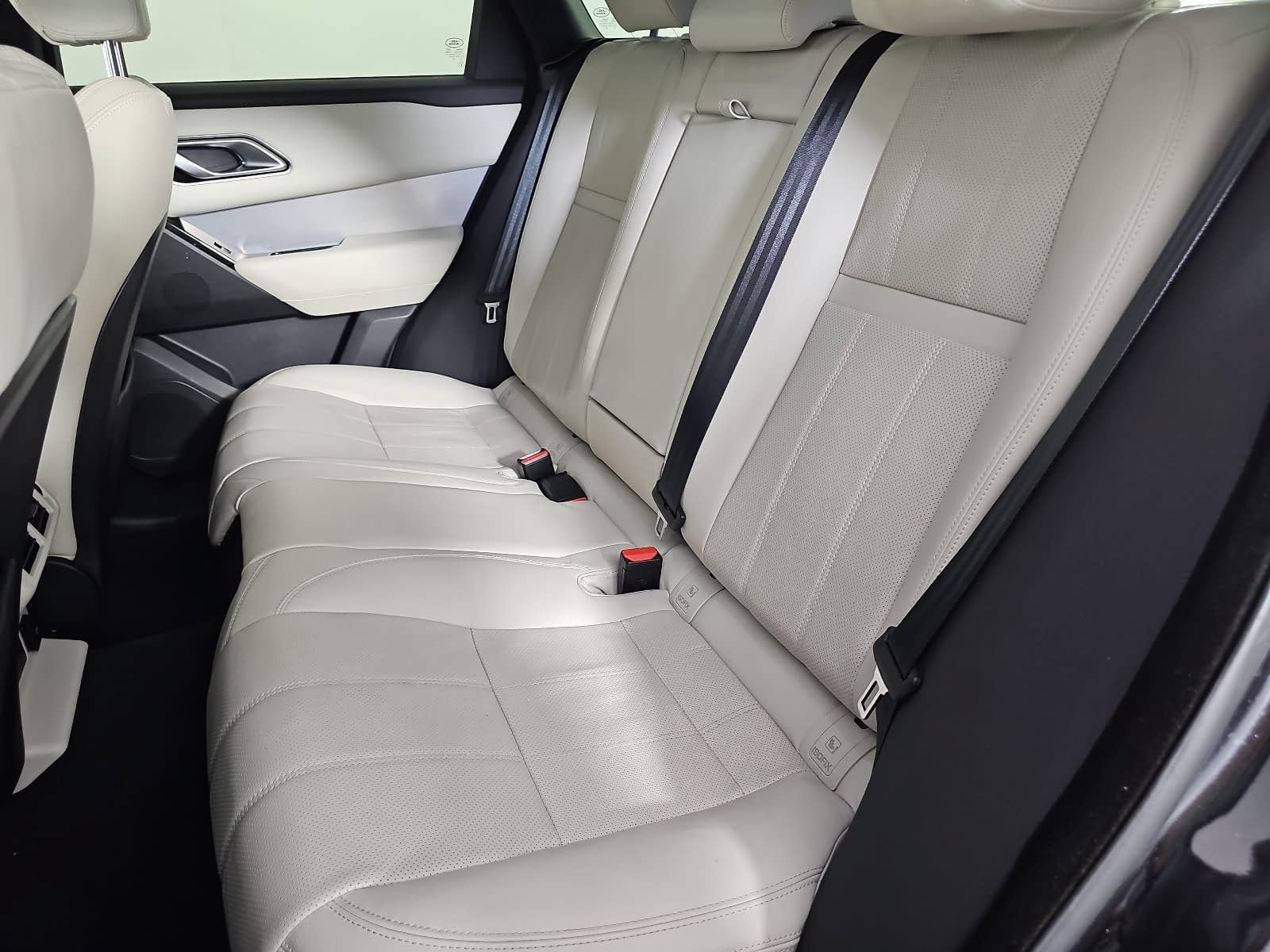 2021 Land Rover Range Rover Velar P250 R-Dynamic S