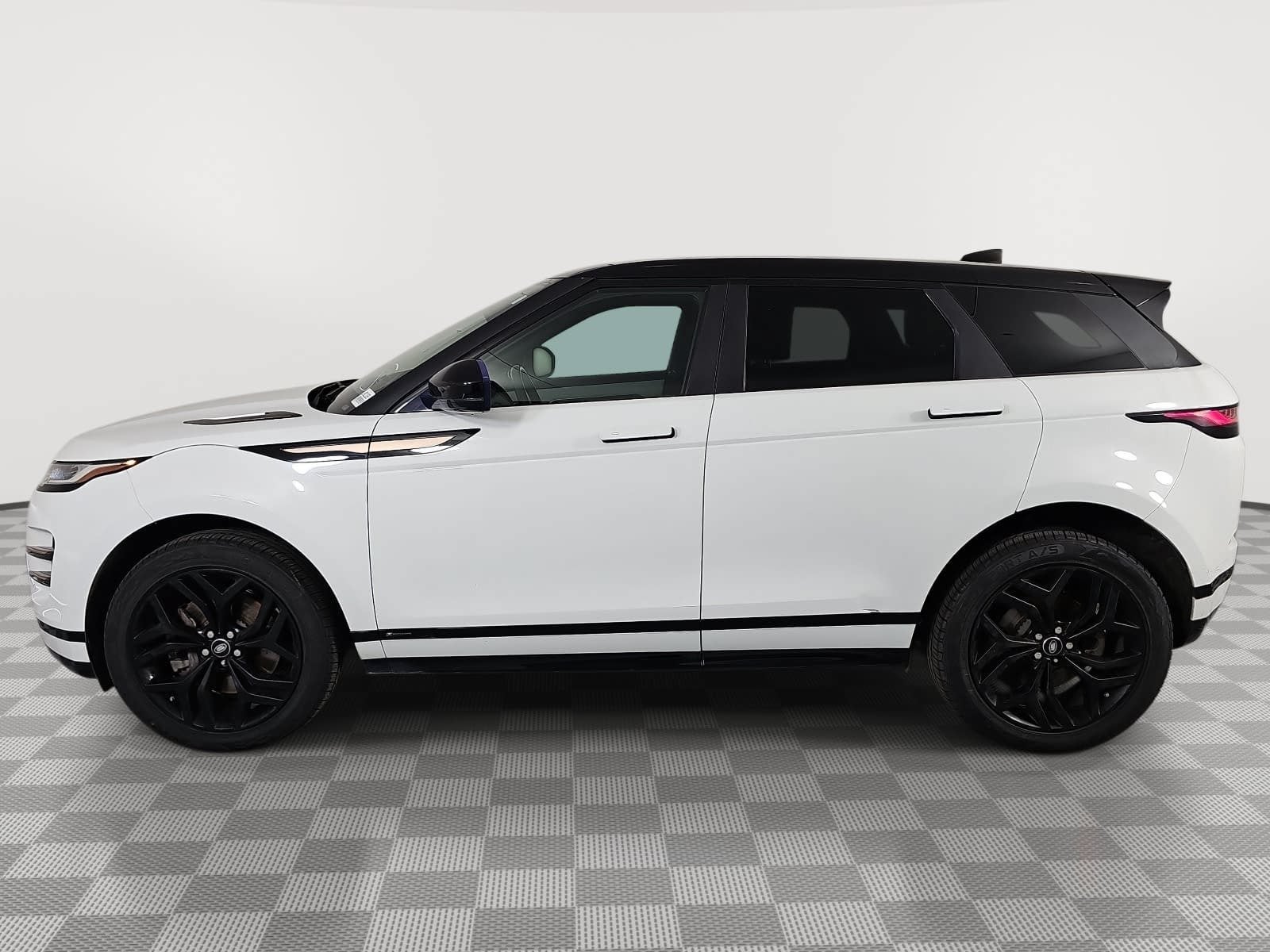 2020 Land Rover Range Rover Evoque Dynamic