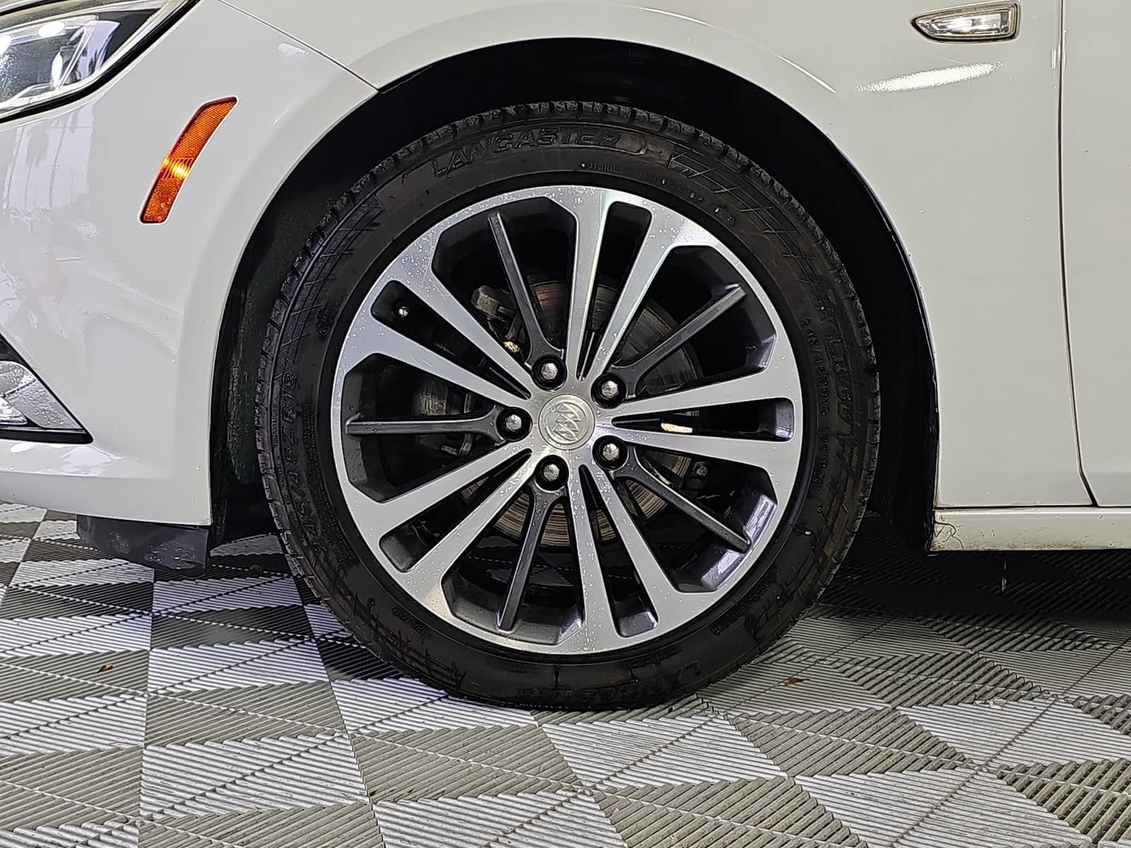 2018 Buick Regal Essence