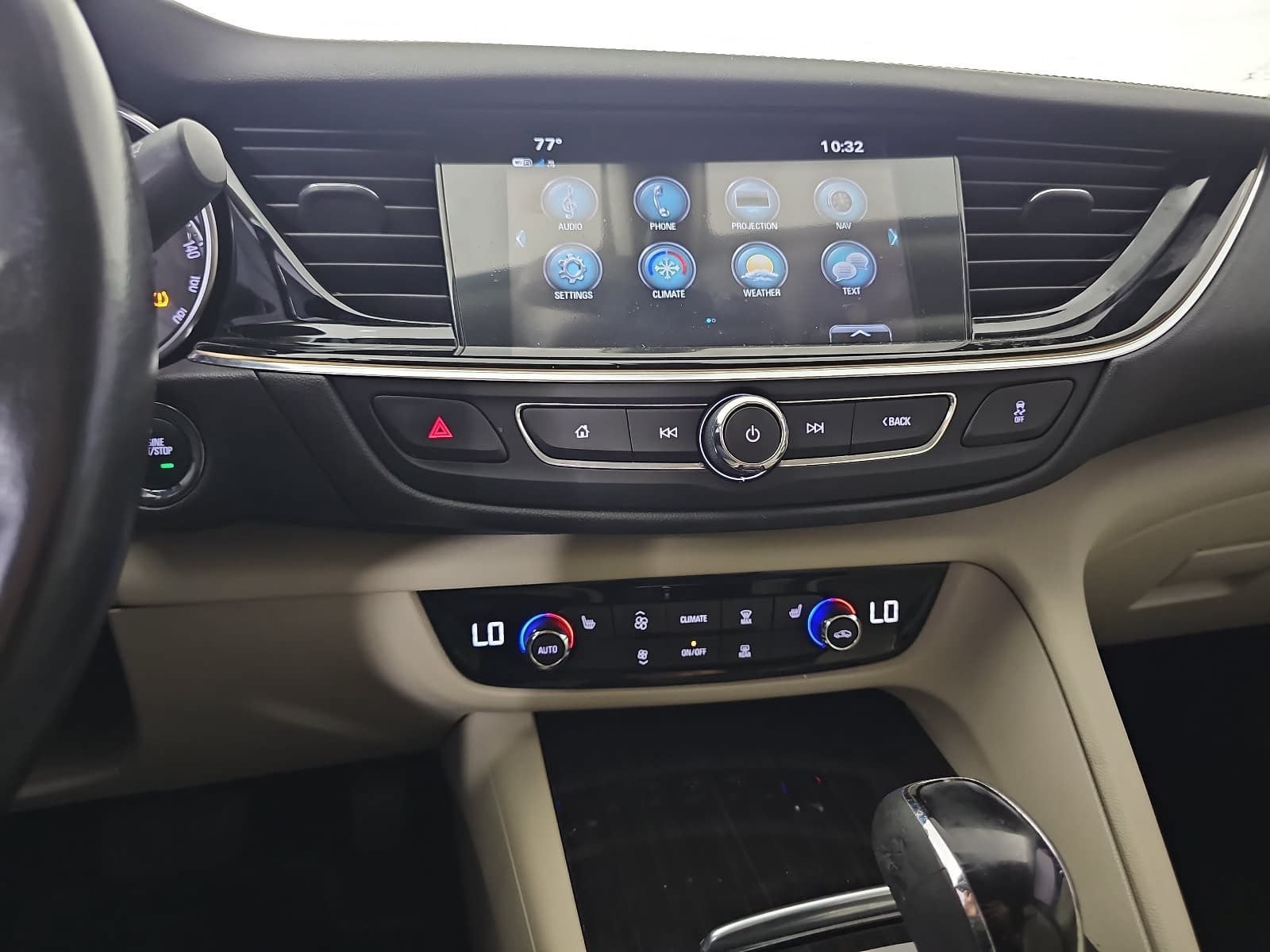 2018 Buick Regal Essence