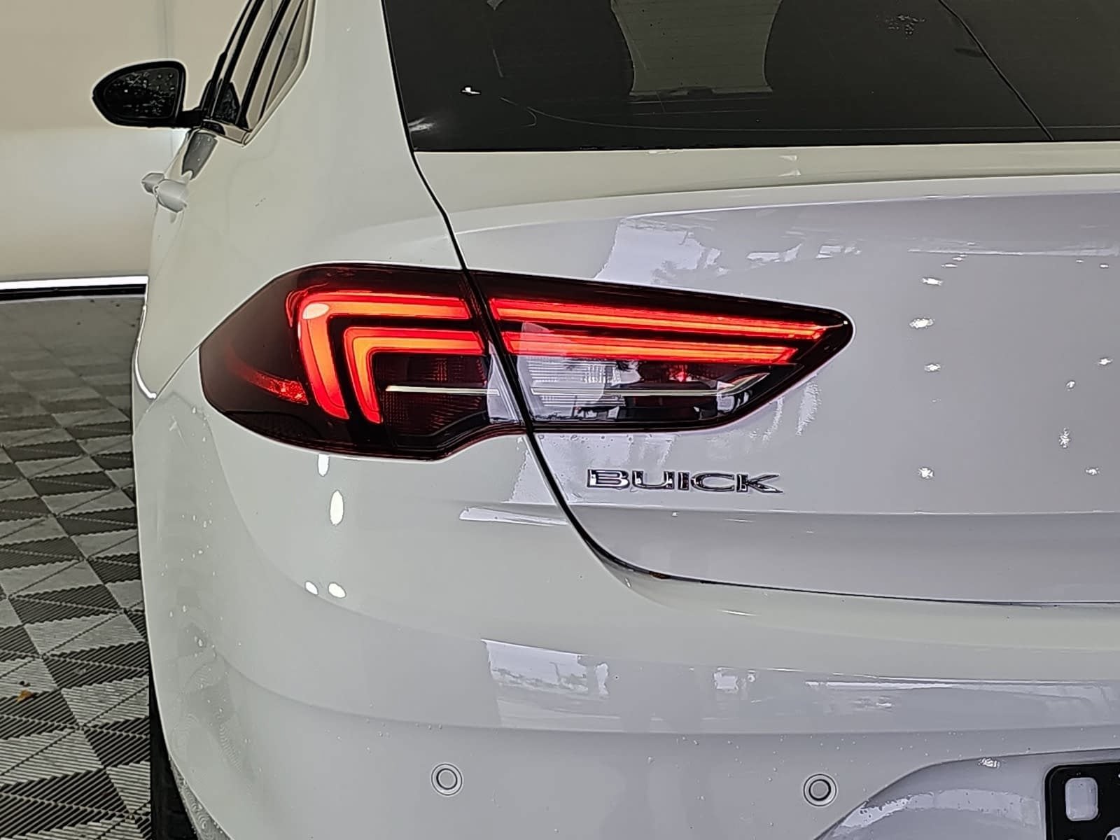 2018 Buick Regal Essence