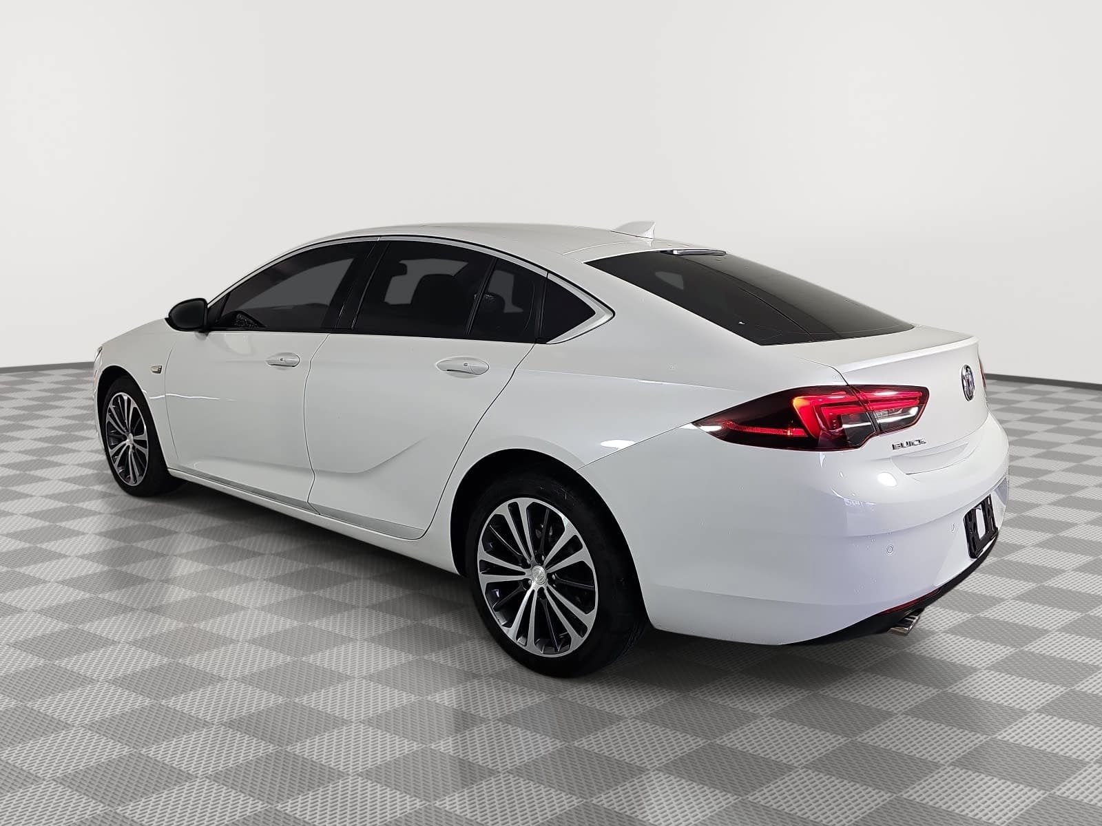 2018 Buick Regal Essence