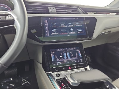 2024 Audi Q8 e-tron Prestige quattro