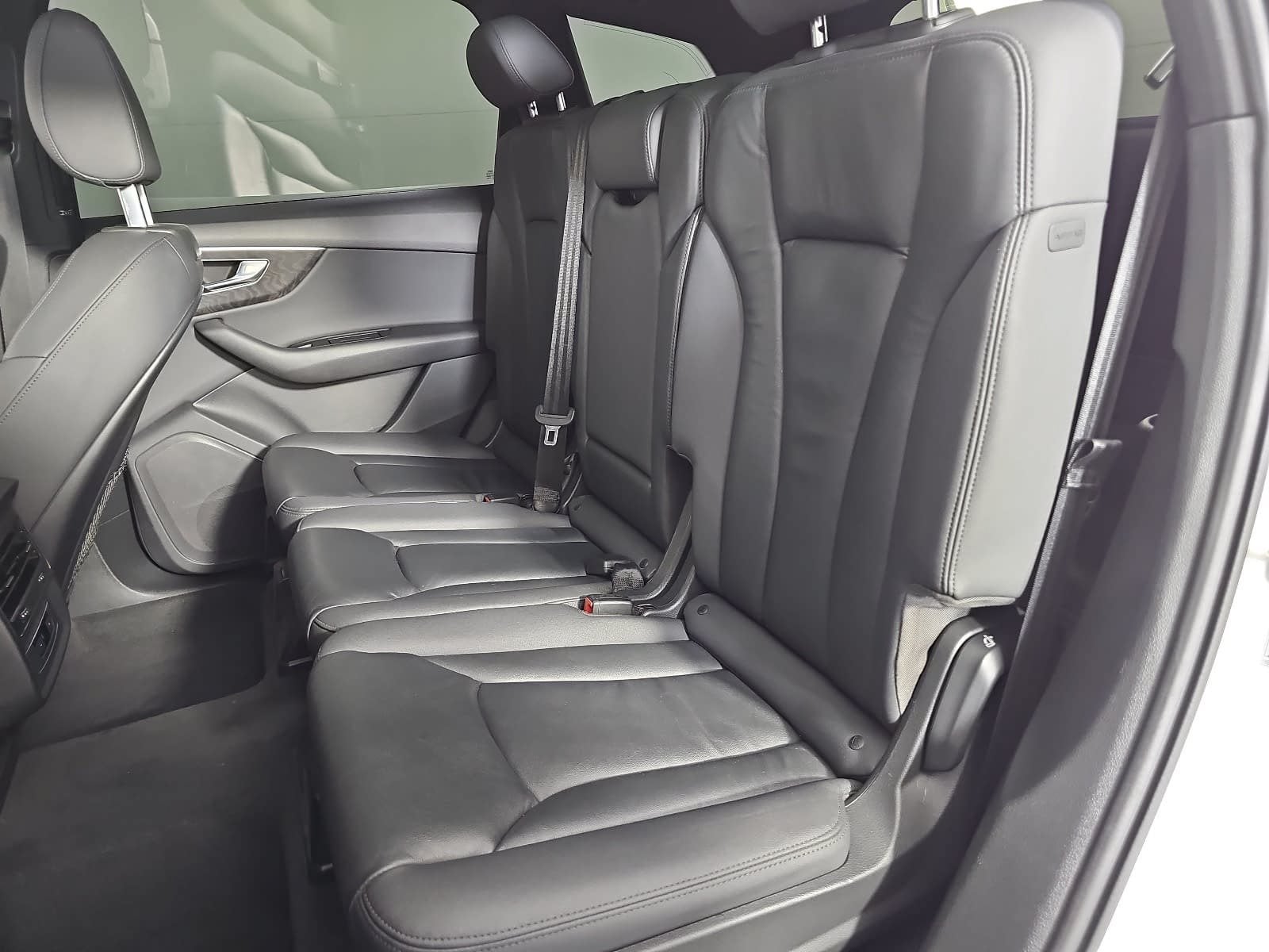 2022 Audi Q7 45 Premium quattro