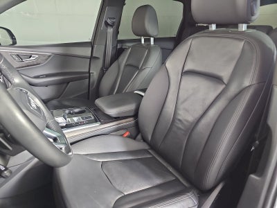 2022 Audi Q7 45 Premium quattro