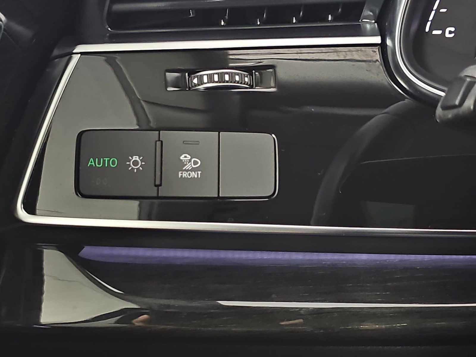 2021 Audi Q8 55 Premium quattro
