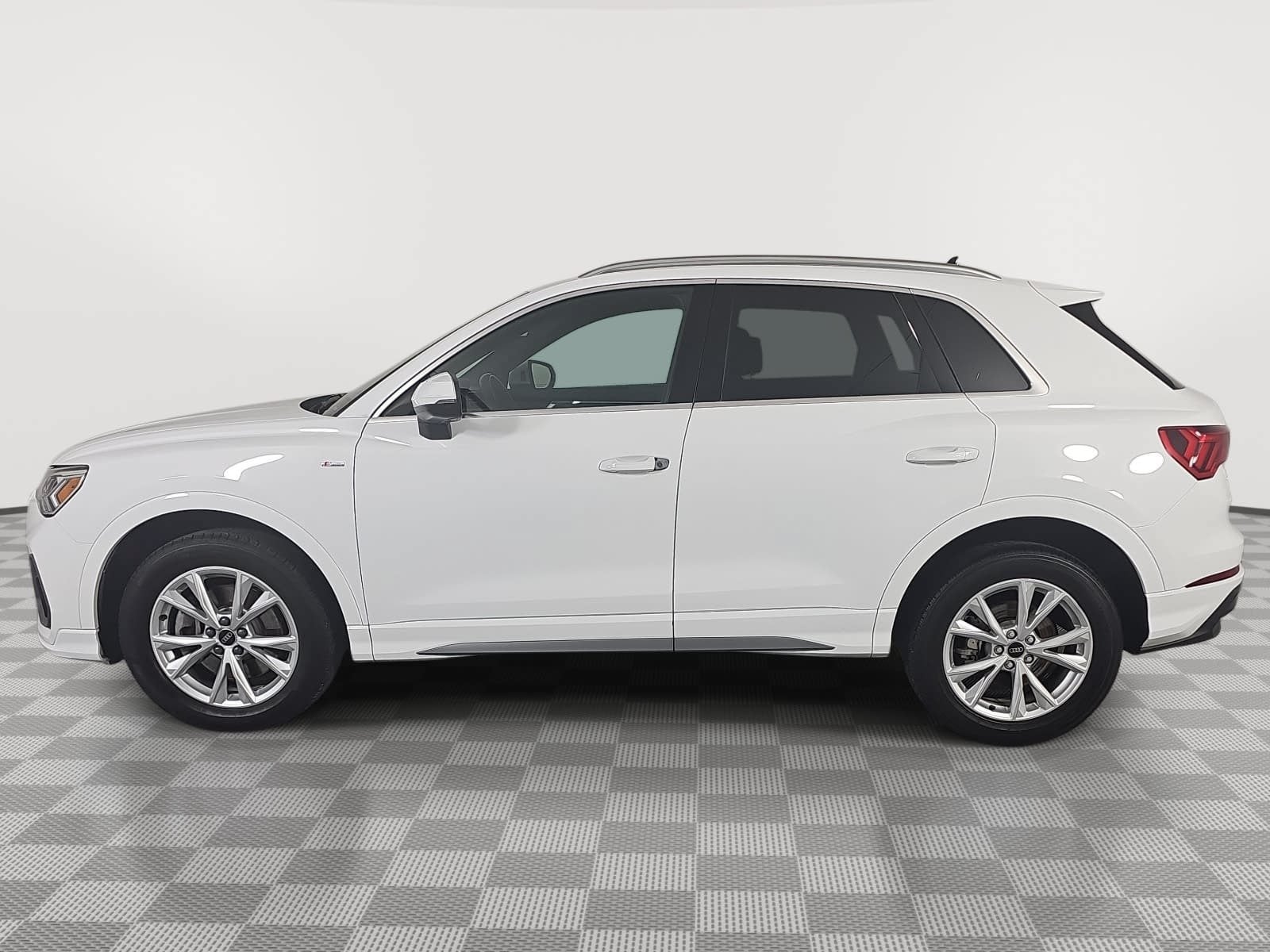 2024 Audi Q3 Premium S Line quattro