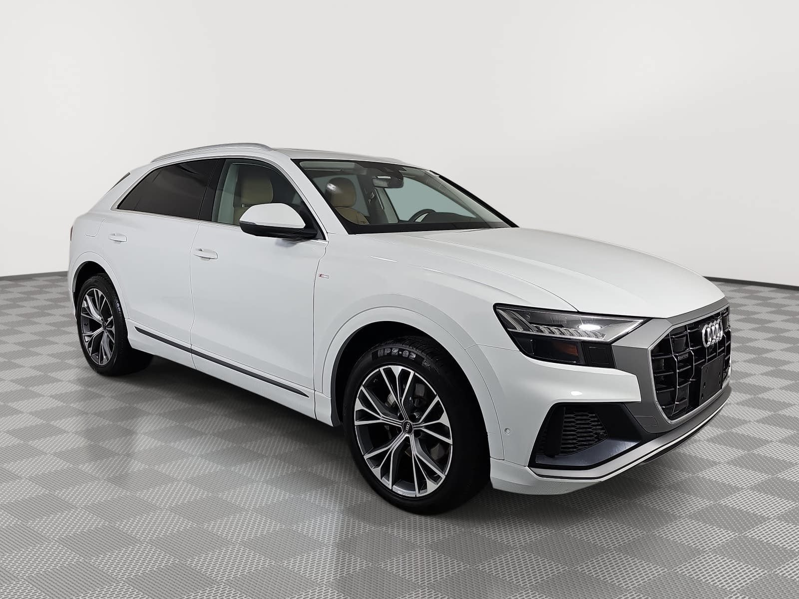 2023 Audi Q8 55 Premium Plus quattro